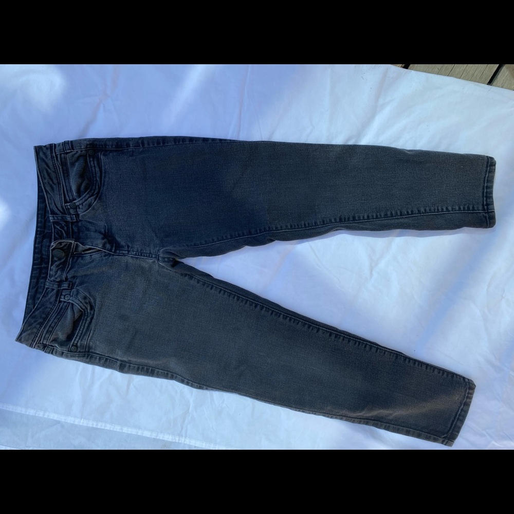Simply Vera Vera wang asphalt grey skinny jeans
